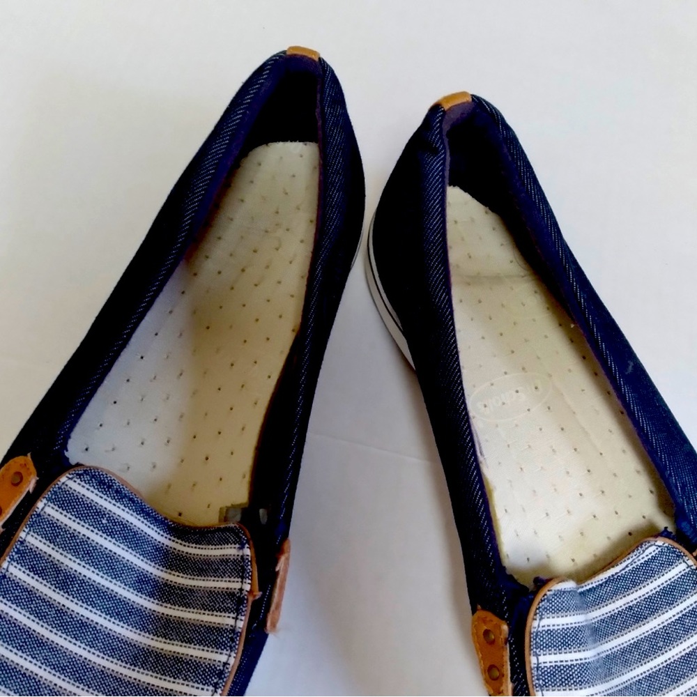 Grasshoppers Blue Striped Slip On Sneakers Size 9 - Picture 3 of 7